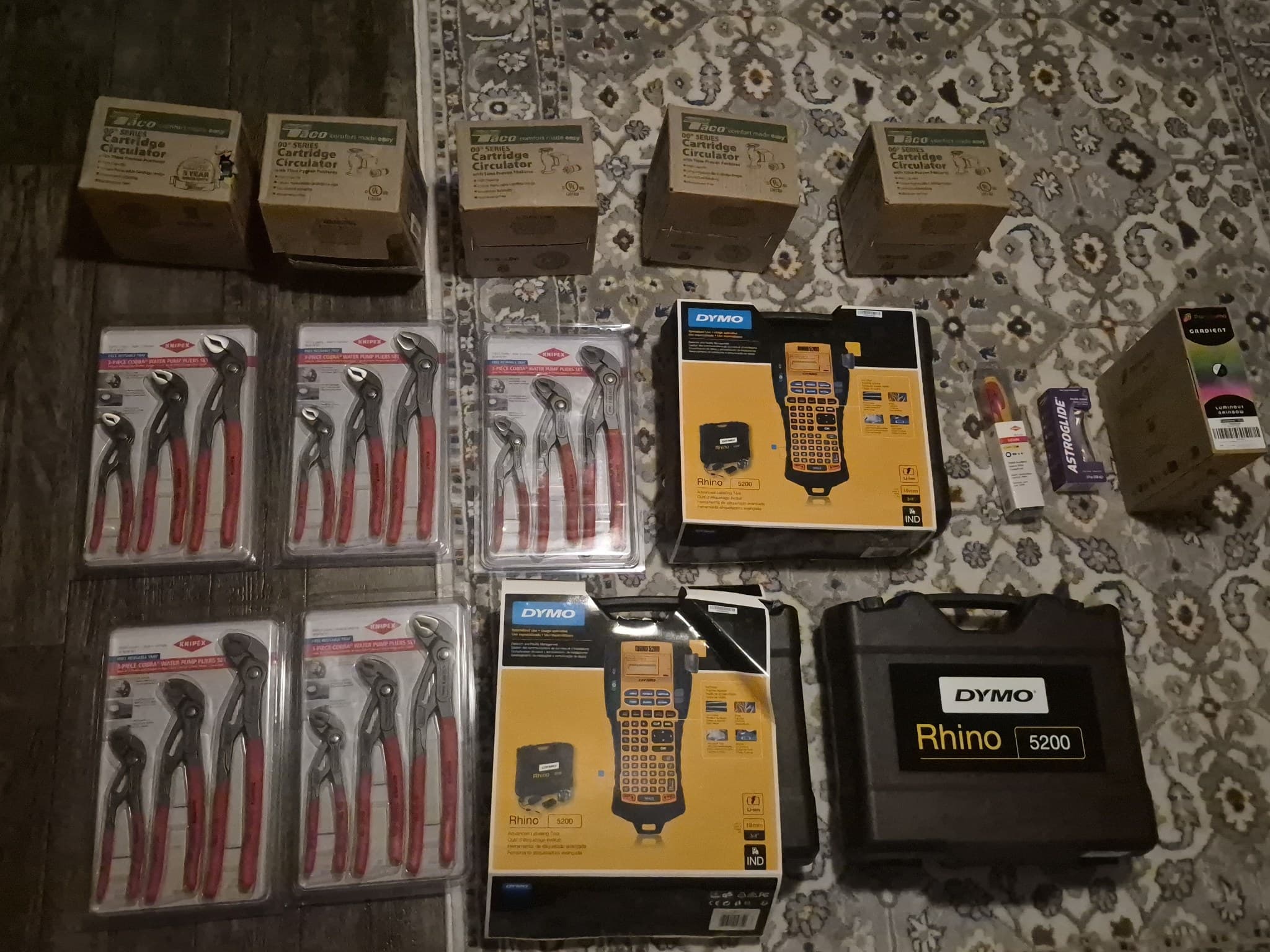 Sell best offer there brand new - Image 1